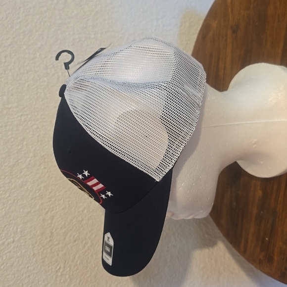 Milwaukee Brewers Fan Favorite SNAP BACK Baseball Hat New! One size - Picture 5 of 8